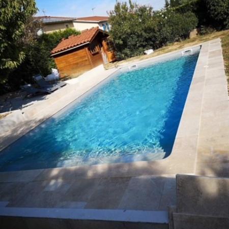 Nouvelle création de piscine traditionnelle